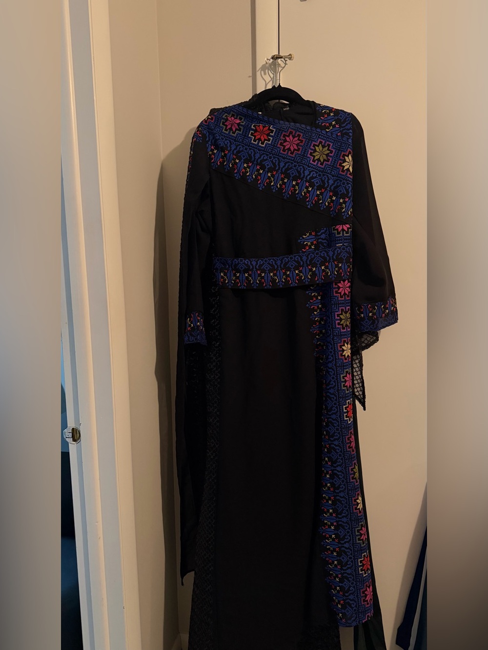 thobe dress